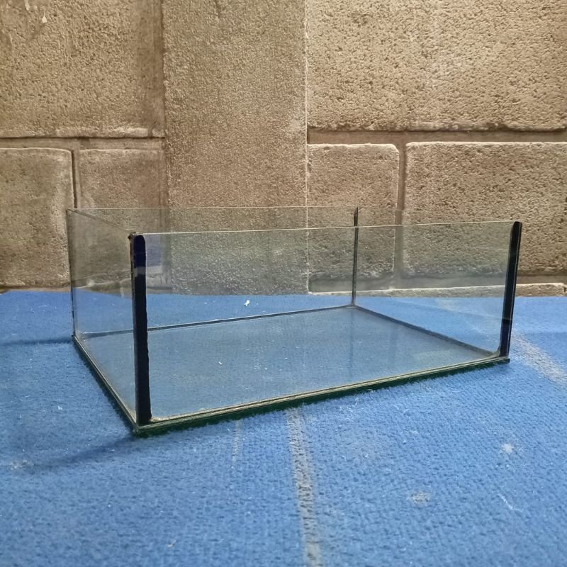 Pecera de vidrio 12 litros silicona negra - OFERTA